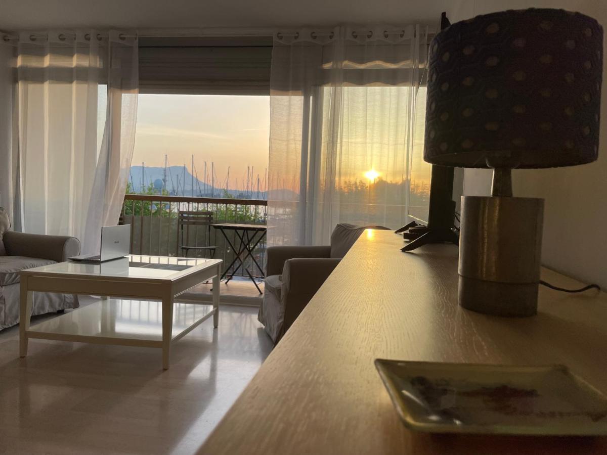 Appartement Les Pieds Dans L'Eau Saint-Mandrier-sur-Mer Exterior photo